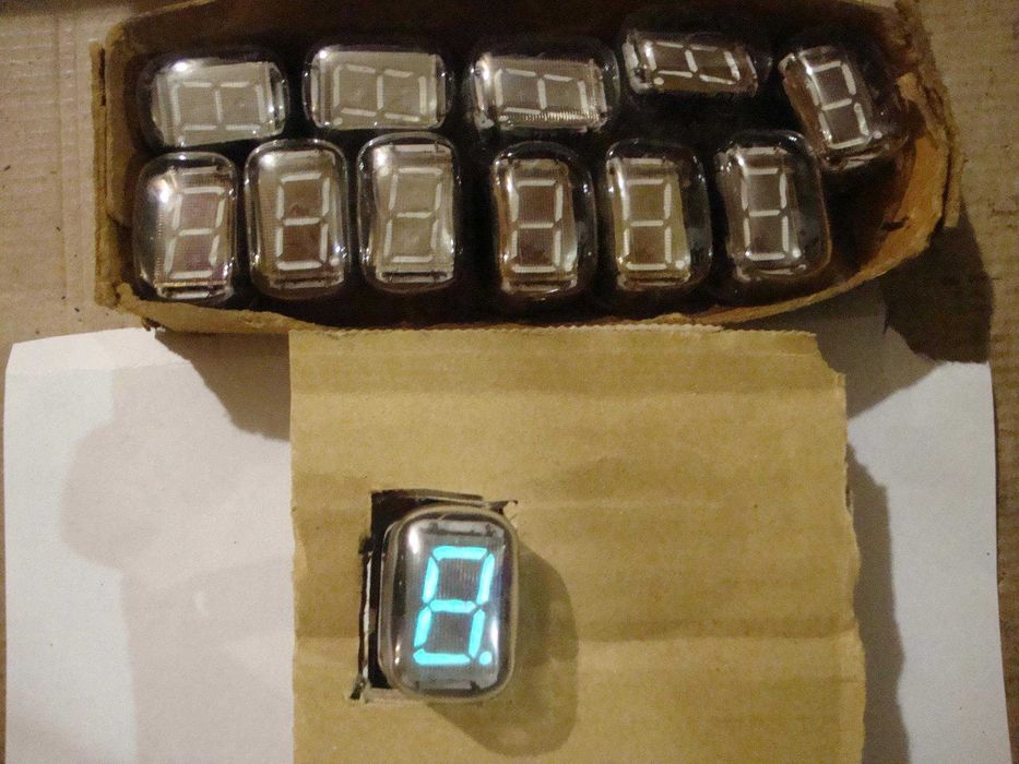 Индикатор вакуумный люминесцентный ИВ-22 (с проверкой): 100 грн ...