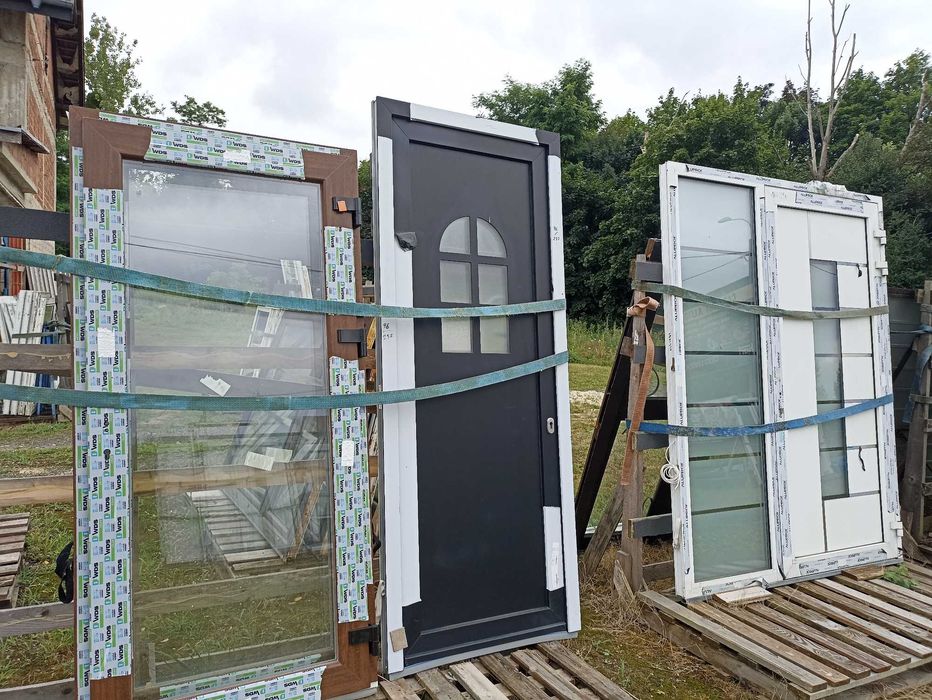 Drzwi wejściowe pcv  96/237 czarne