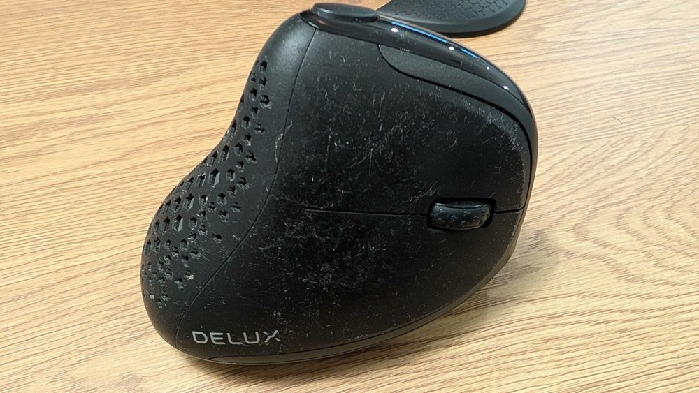 BAD!! Миша Delux M618XSD Seeker Ergonomic Vertical Mouse (black+rgb)