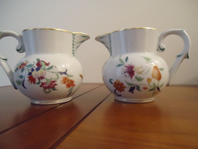Vista Alegre Jar with Samatra Decoration425560907690823682