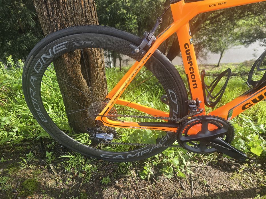 Rodas campagnolo bora one de calco carbono