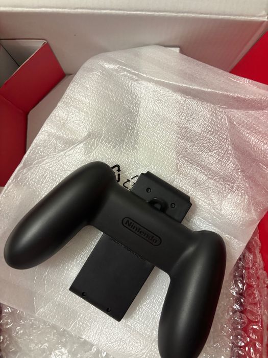 Nintendo Switch Oled + jogo Mario + película + estojo de transporte