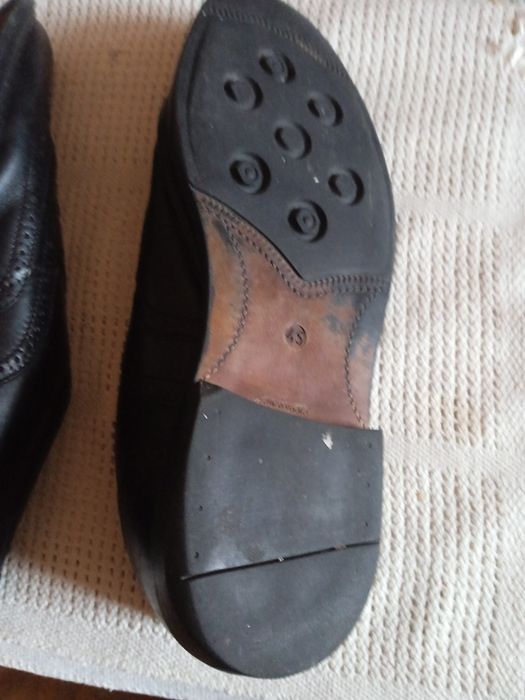 Продам б/у чоловічі мешти чорного кольору