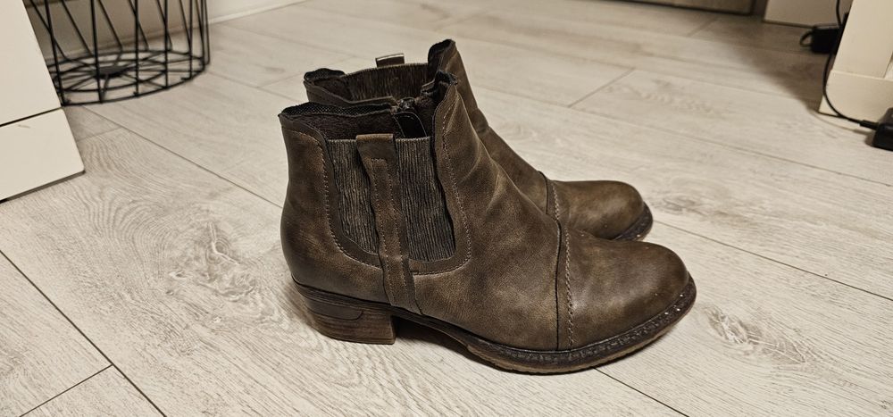 Rieker damskie botki skórzane rozmiar 40 wkładka 26cm używane