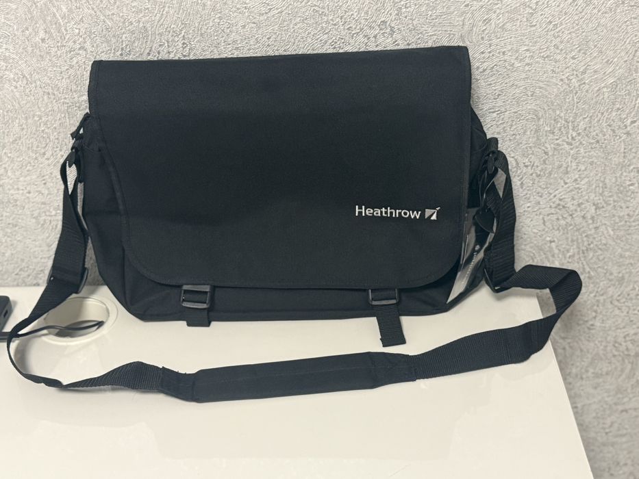 Сумку для ноутбука/мессенджер Heathrow