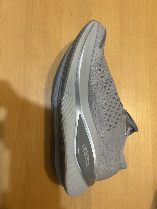 Кросівки жіночі New Balance FuelCell SuperComp Trainer Grey