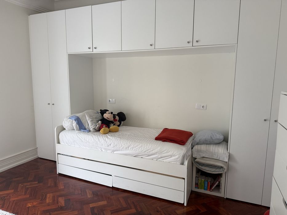 Cama Solteiro Dupla IKea C/ Colchoes