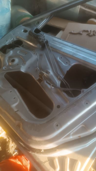 Продам дверки праві передні до автомобіля Ланос.