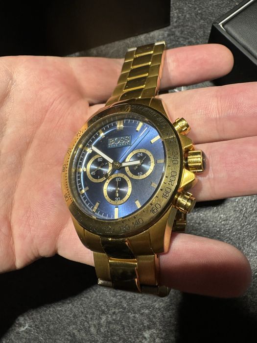 Часи Hugo Boss HB.243.1.34.2850 Хуго Босс золоті