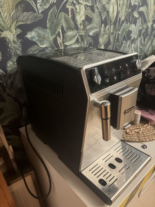 Ekspres cisnienowy delonghi autentica