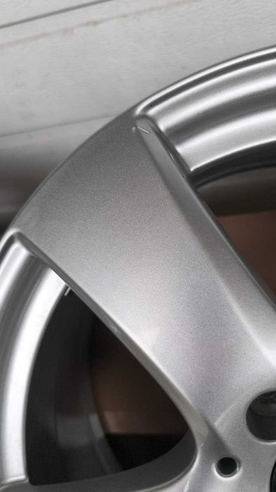 Felgi aluminiowe 17" Vw Audi Skoda Seat 5x112 7J ET48,5 (OL799F)