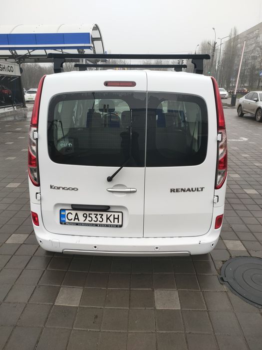 Продам своє авто Renault Kangoo 2015 року оригінальний пасажир 7 місць