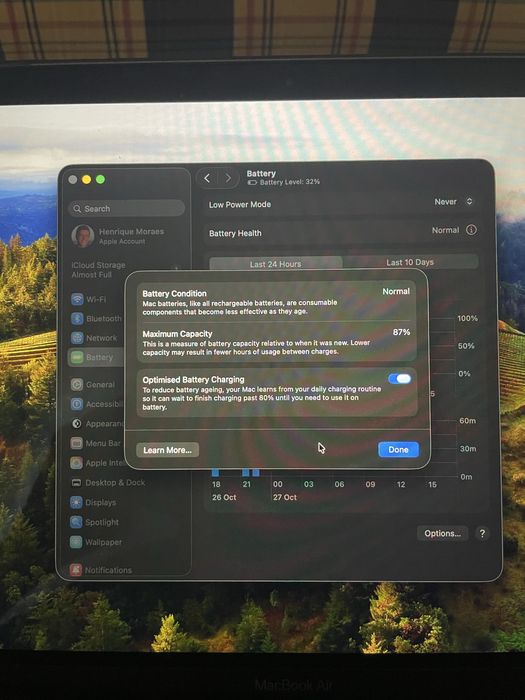 Mac Book Air M1 with charger and case64584750191234124