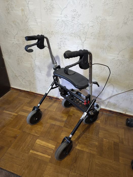 Ходунки, роллатор італійський