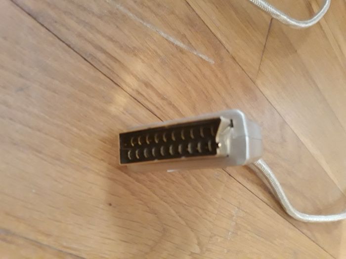 Cabo Scart - PHILIPS64586001622403122