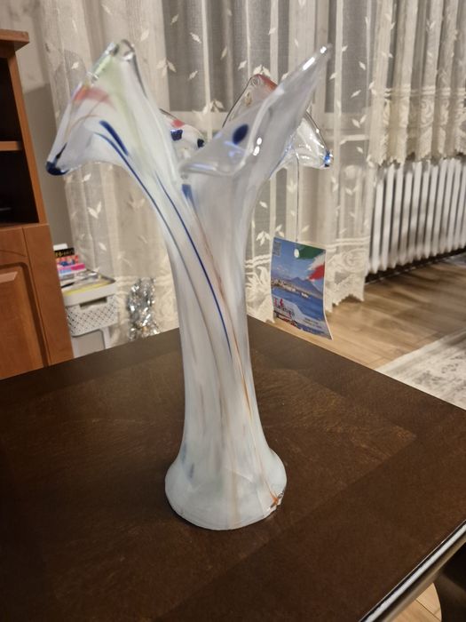 Sprzedam wazon ze szkła.