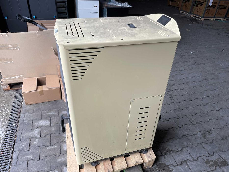 Piec na pellet z płaszczem TERMOMONT TOBY H 15kW Beżowy - II Gatunek