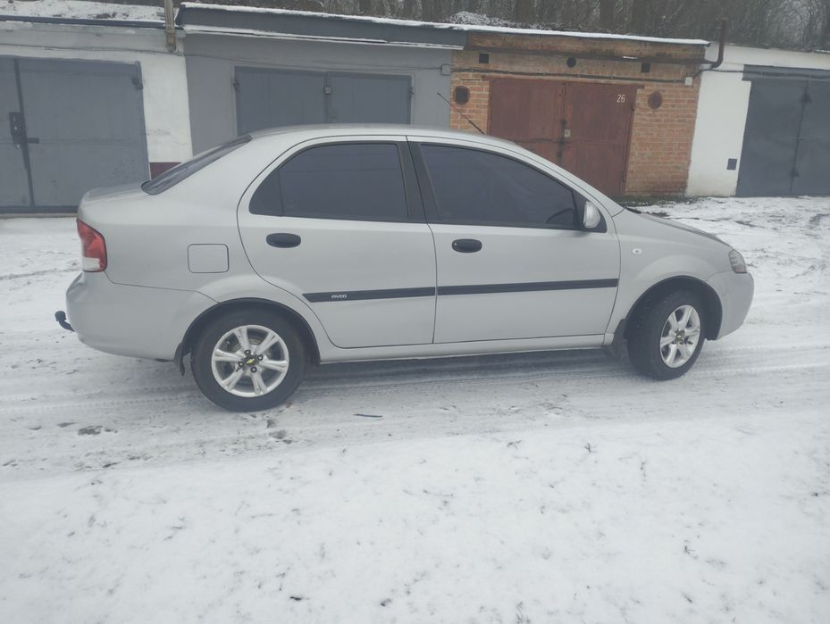 Продам Шевролет Авео(гарний стан)