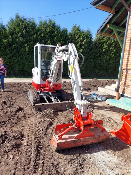 Usługi  Minikoparka  wywrotka  wykopyKorytowanie  wywóz ziemi