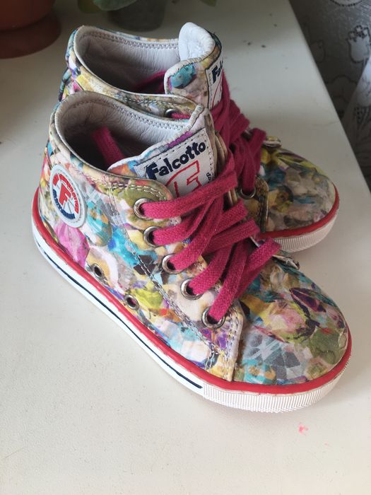 Хайтопи, кросівки, кеди