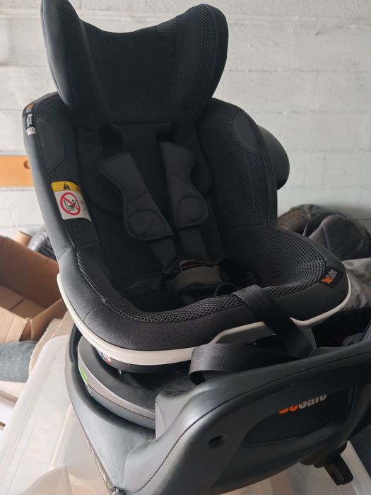 Fotelik bezwypadkowy BeSafe iZi Twist M i-Się do 18kg (4 lata)