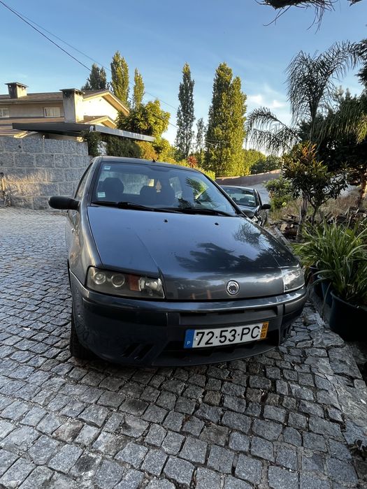 Fiat punto. 2000