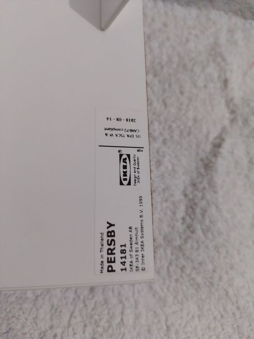Estante IKEA Persby