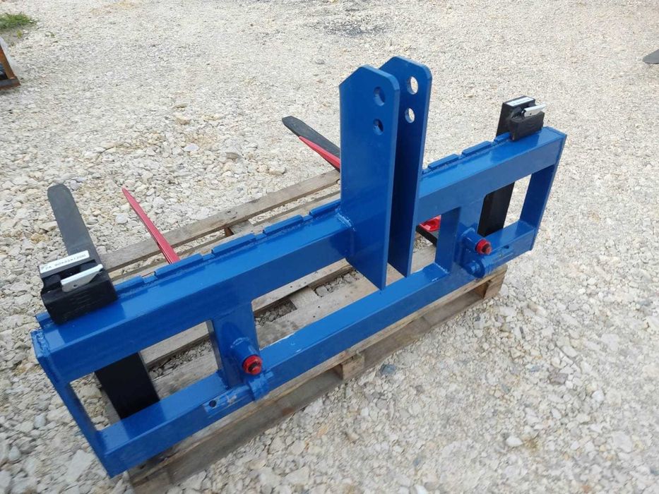 Paleciak euroramka na tuz widły tulejka kły karetka