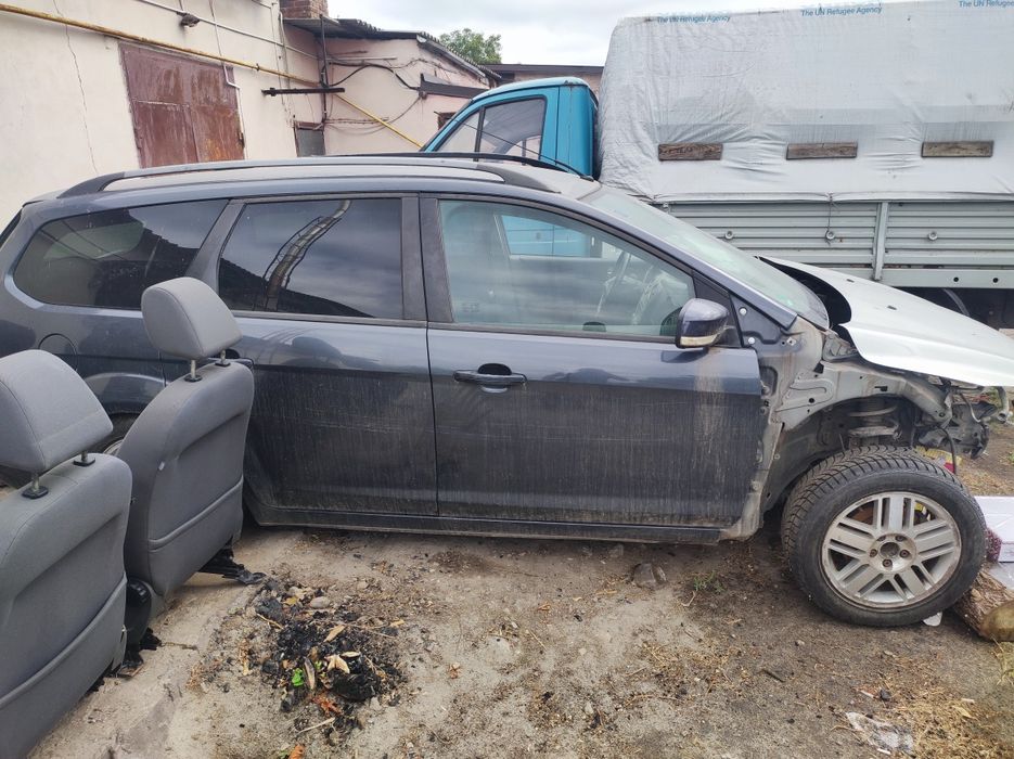 Двері форд фокус 2 , разборка ford focus 2