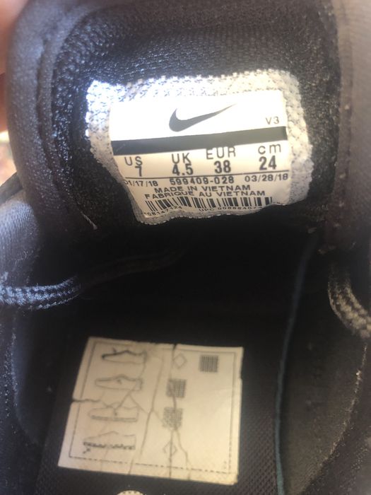 Кросівки nike розмір 38 стан ілеал