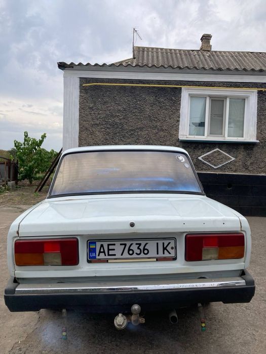 Продам ВАЗ 2105 жигулі По запчастинам!!