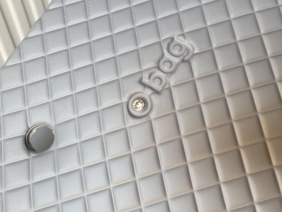 Obag mini Matelasse / pikowany Silver