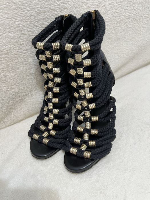 BALMAIN H&M 36 шпилька
