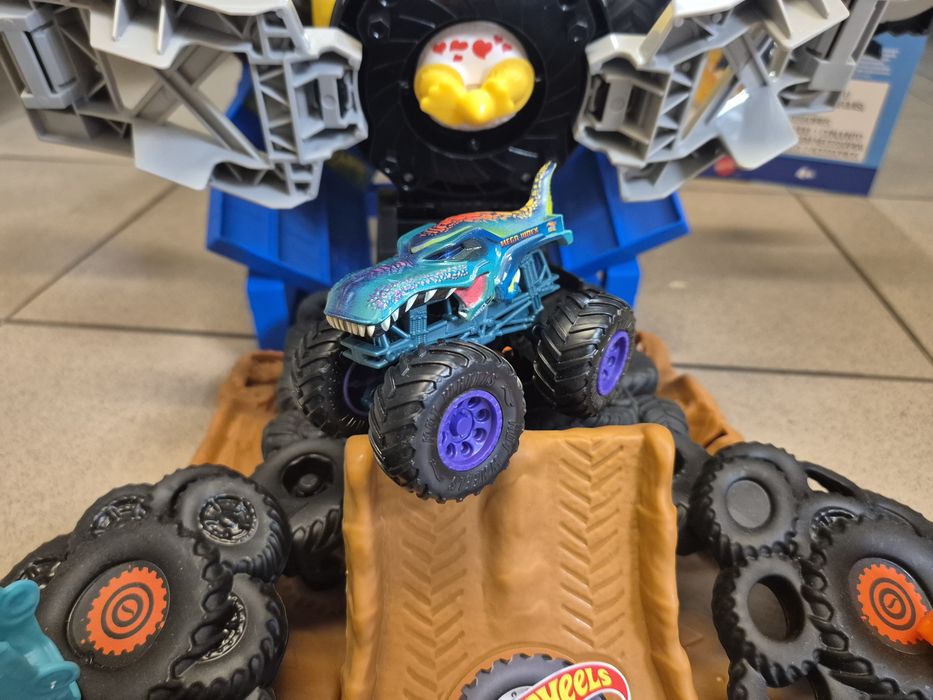 Hot Wheels Monster Trucks Arena Smashers – Arena Goryla Zestaw (Mega-Wrex w skali 1:64 vs Crushzilla,