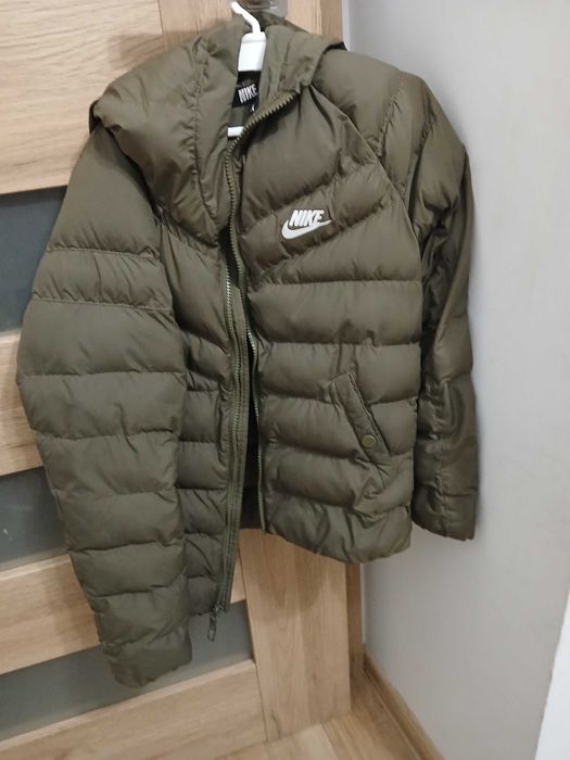 Sprzedam kurtke zimową nike