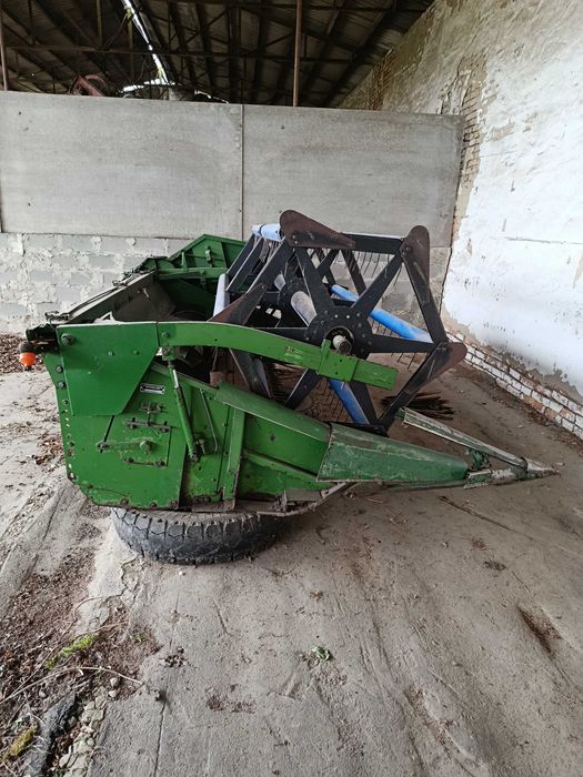 Жниварка John Deere