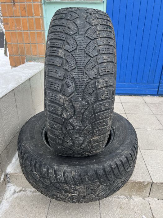 Резина зимова 265/65/17 - 1000 грн