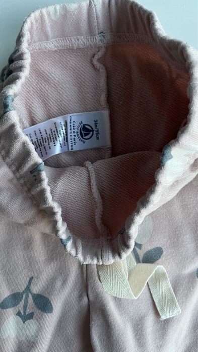 Petit Bateau Bluza spodnie dres komplet  z moltonu z wzorem kwiatów