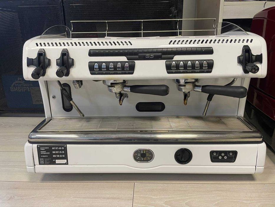 Оренда професійних кавомашин і кавомолок у м. Київ та область