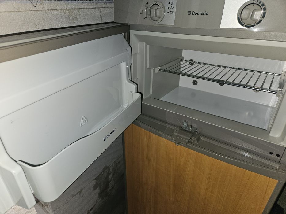 Lodówka Dometic RM7651L Absorbcyjna