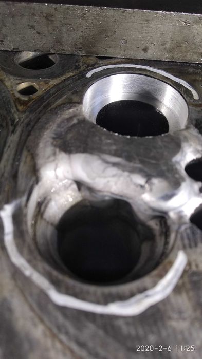 Ремонт головки блоку циліндрів якісно та швидко