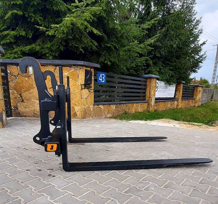 Paleciak do JCB widły do palet Q-fit