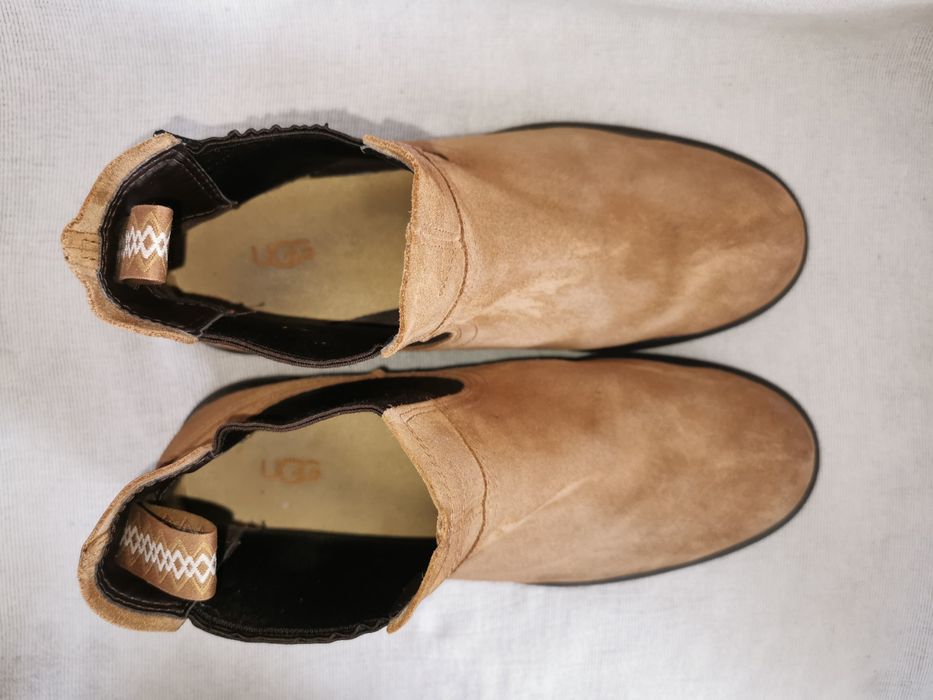 Ugg Australia Biltmore Chelsea sztyblety skórzane kowbojki 44