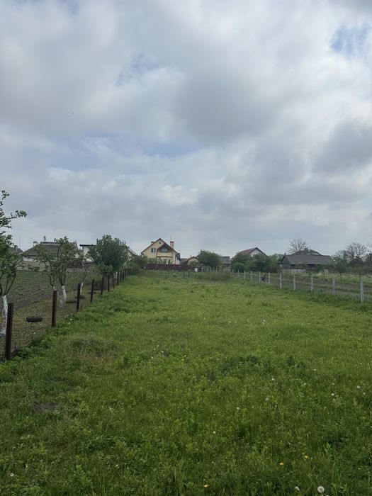 Вороців. Ділянка під будівництво. Центр