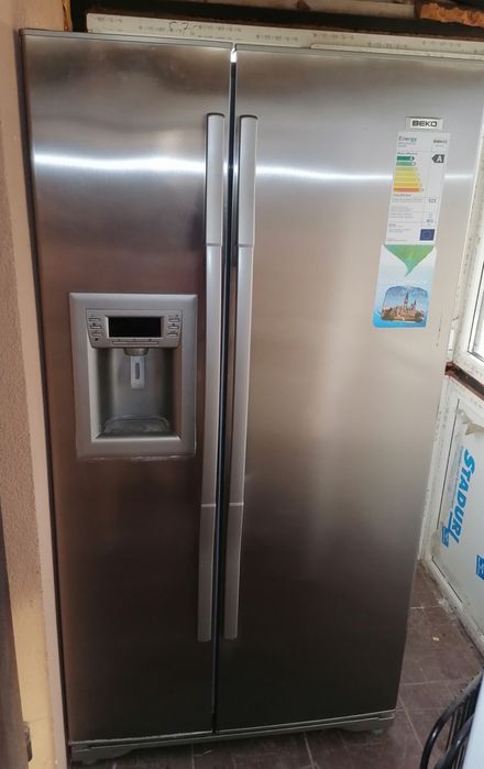 Холодильник Beko Side by side двохдверний льодогенератор