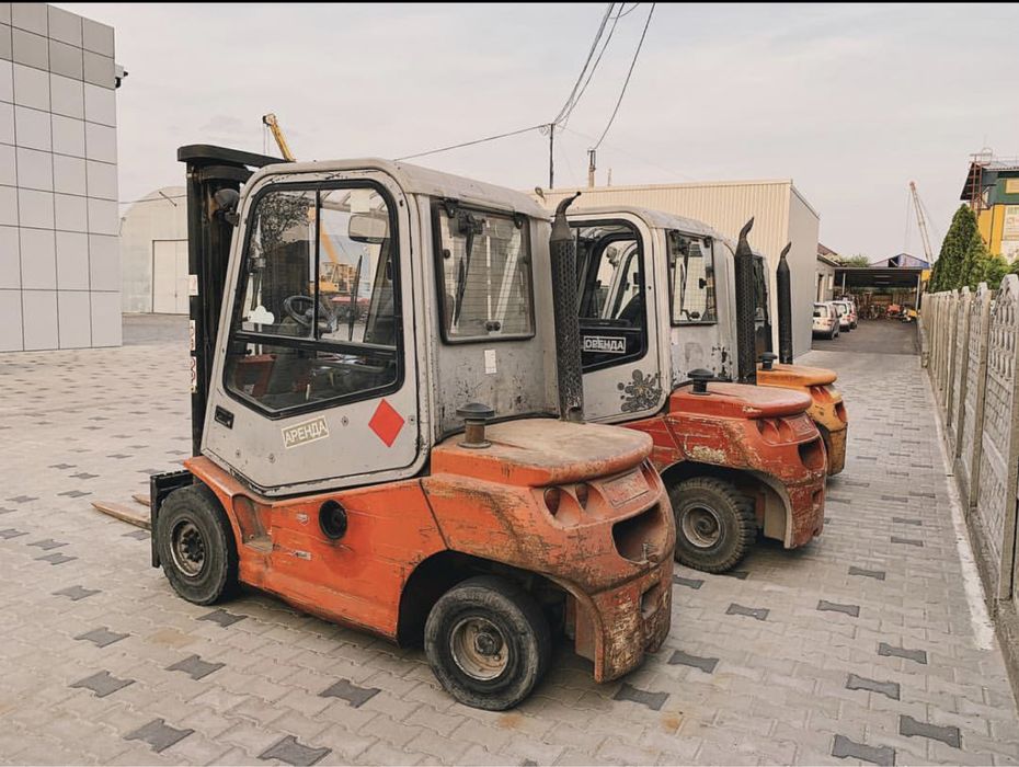 Навантажувач, погрузчик, кара, вилковий навантажувач Toyota