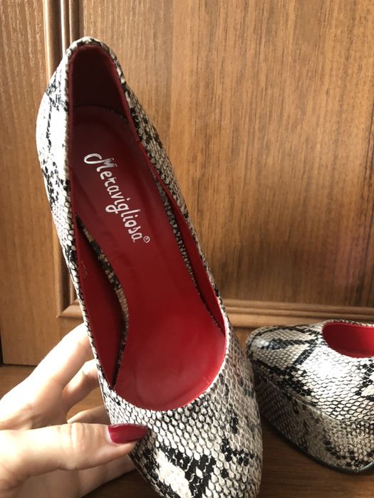 Туфлі жіночі