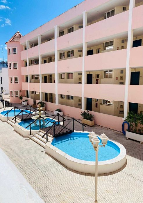 T2 c/Piscina e WiFi, condominio fechado em Monte Gordo