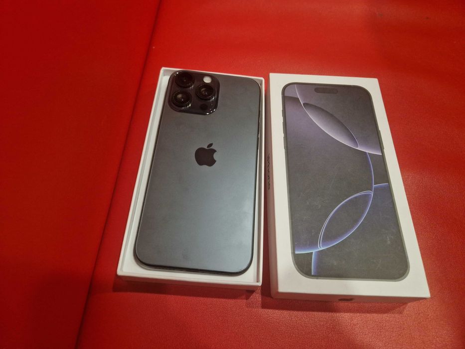 Мобiльний телефон Iphone 16 pro max.Нюанси в опиci.