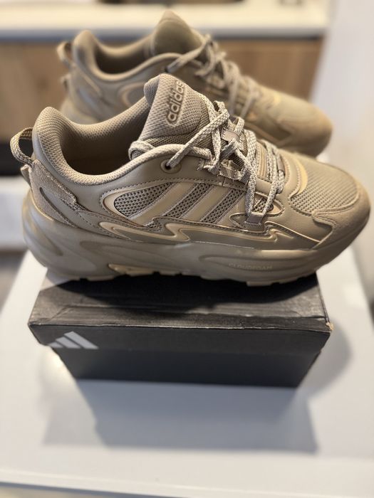 Adidas Ozwave Surge – Tamanho 40.5